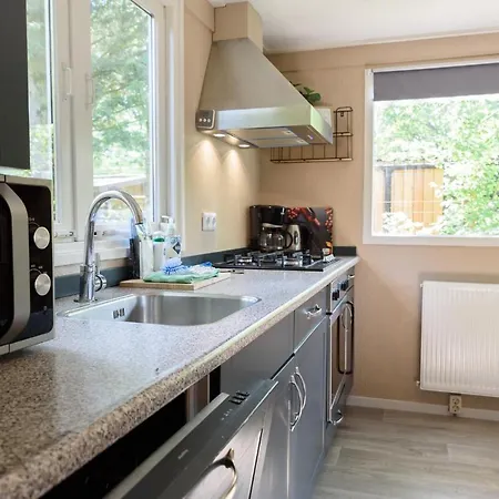 Nature Hideout At Veluwe Nature Park 샬레 푸텐