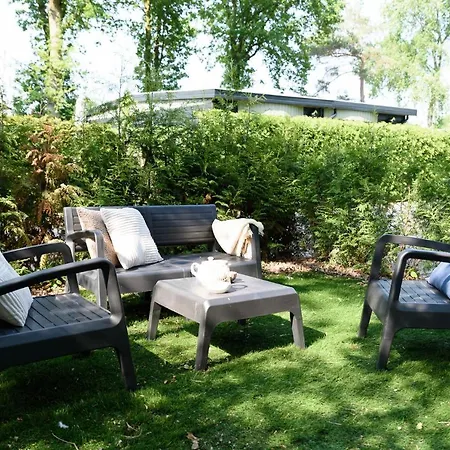 Chalet Nature Hideout At Veluwe Nature Park Putten