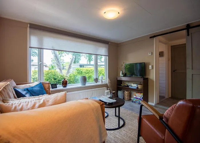 Nature Hideout At Veluwe Nature Park בקתה